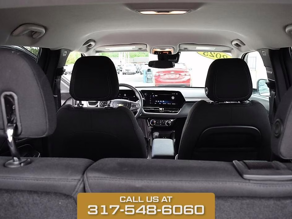 2025 Summit White Chevrolet Trailblazer LT FWD SUV