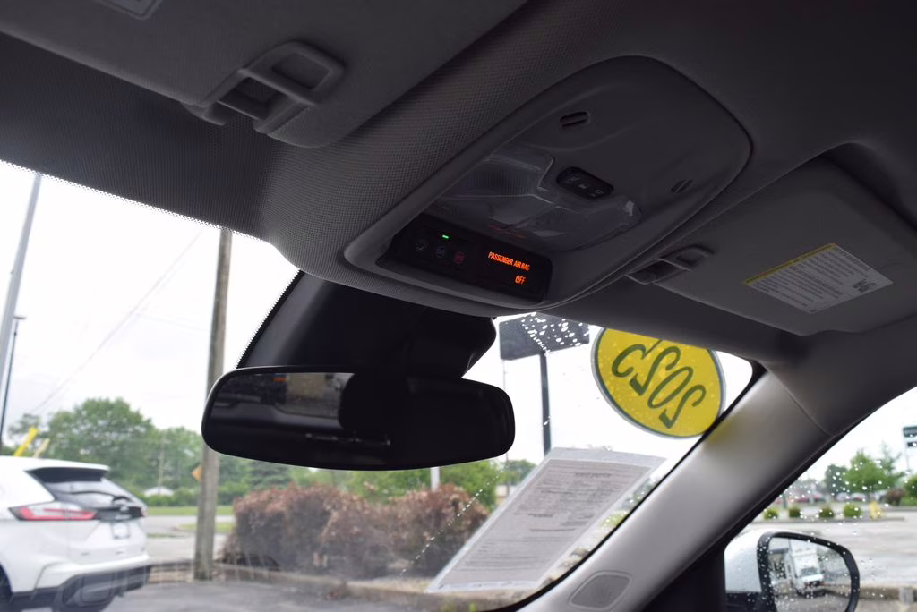 2025 Summit White Chevrolet Trailblazer LT FWD SUV