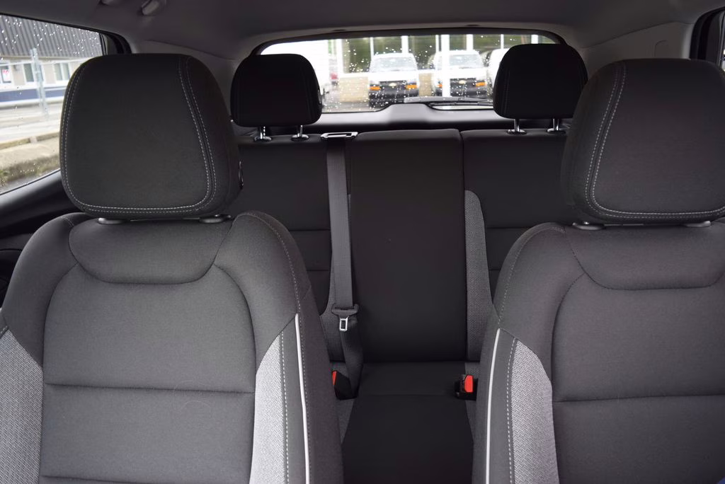 2025 Summit White Chevrolet Trailblazer LT FWD SUV