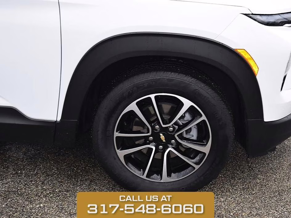 2025 Summit White Chevrolet Trailblazer LT FWD SUV