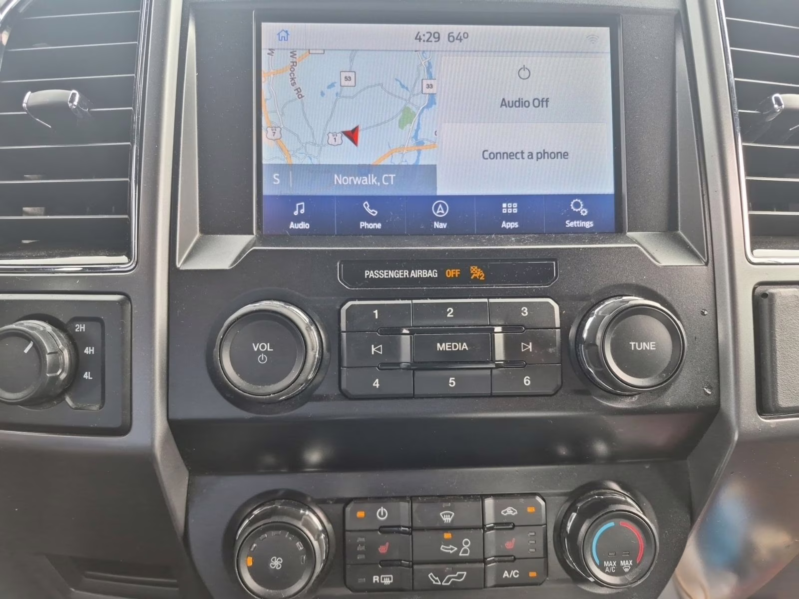 2020 Oxford White Ford F-150 XLT 4X4 Truck