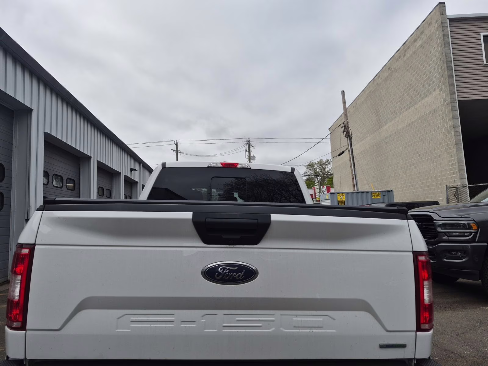 2020 Oxford White Ford F-150 XLT 4X4 Truck