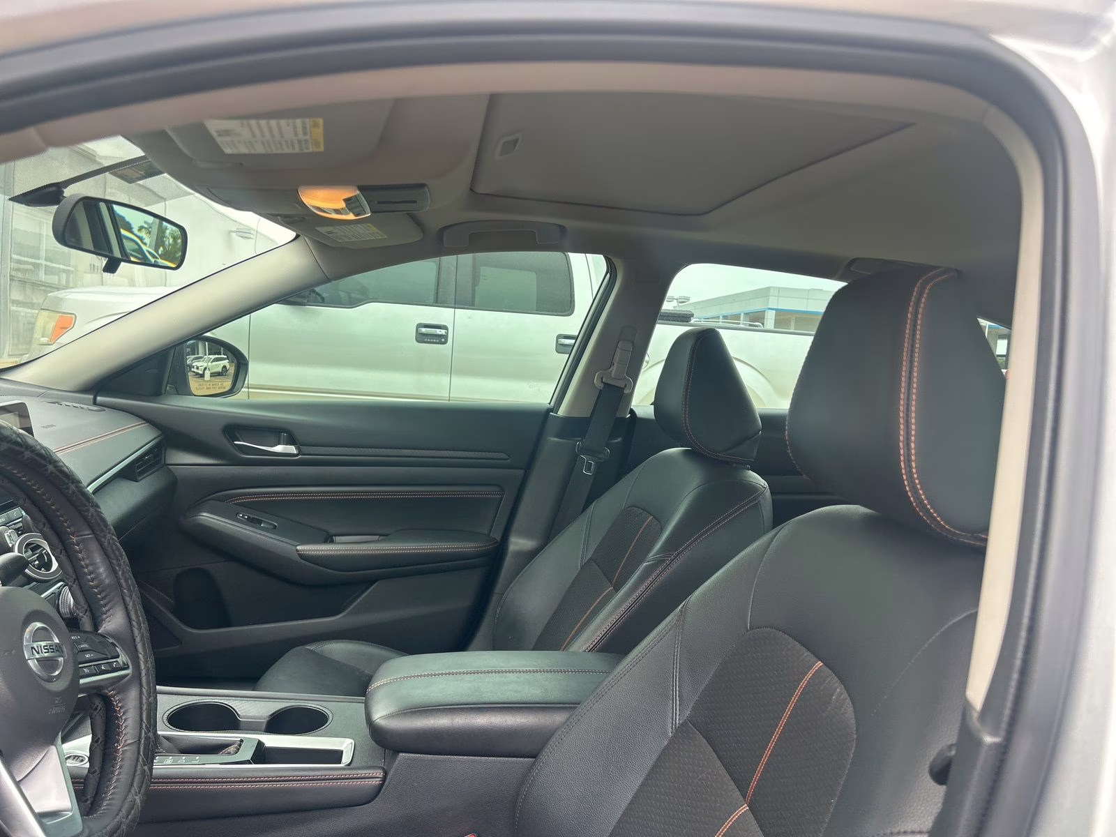 2019 Brilliant Silver Metallic Nissan Altima 2.5 SR FWD Sedan