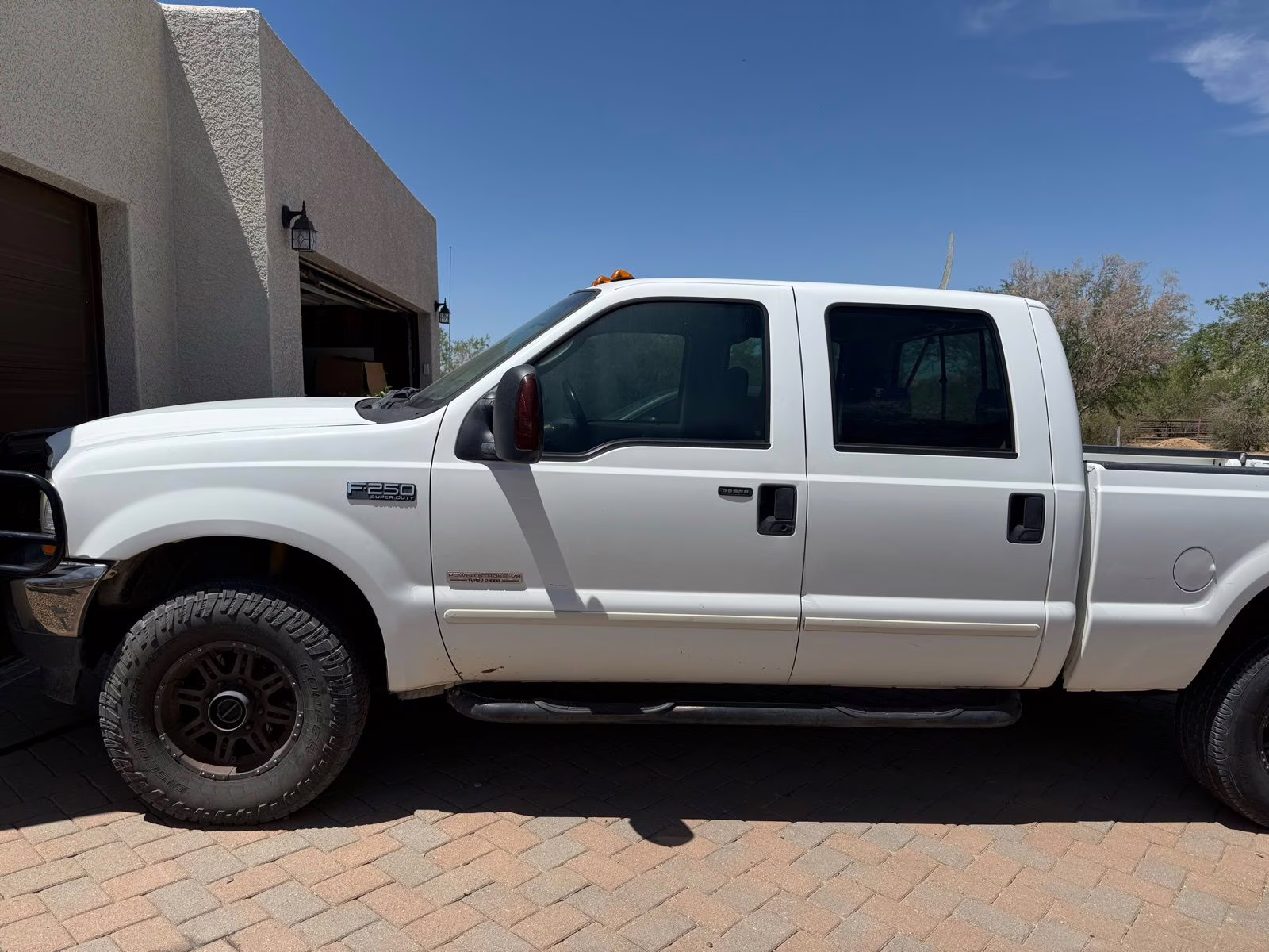 2004 Ford Super Duty F-250 4X4 Truck
