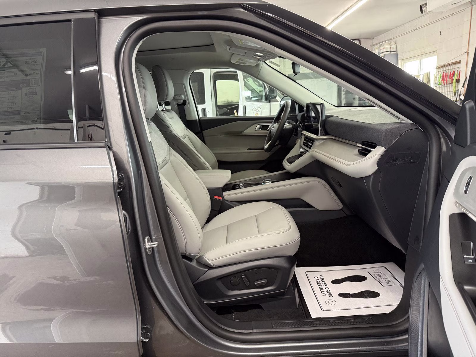 2026 Carbonized Gray Metallic Ford Explorer Active w/200A Pkg 4X4 SUV