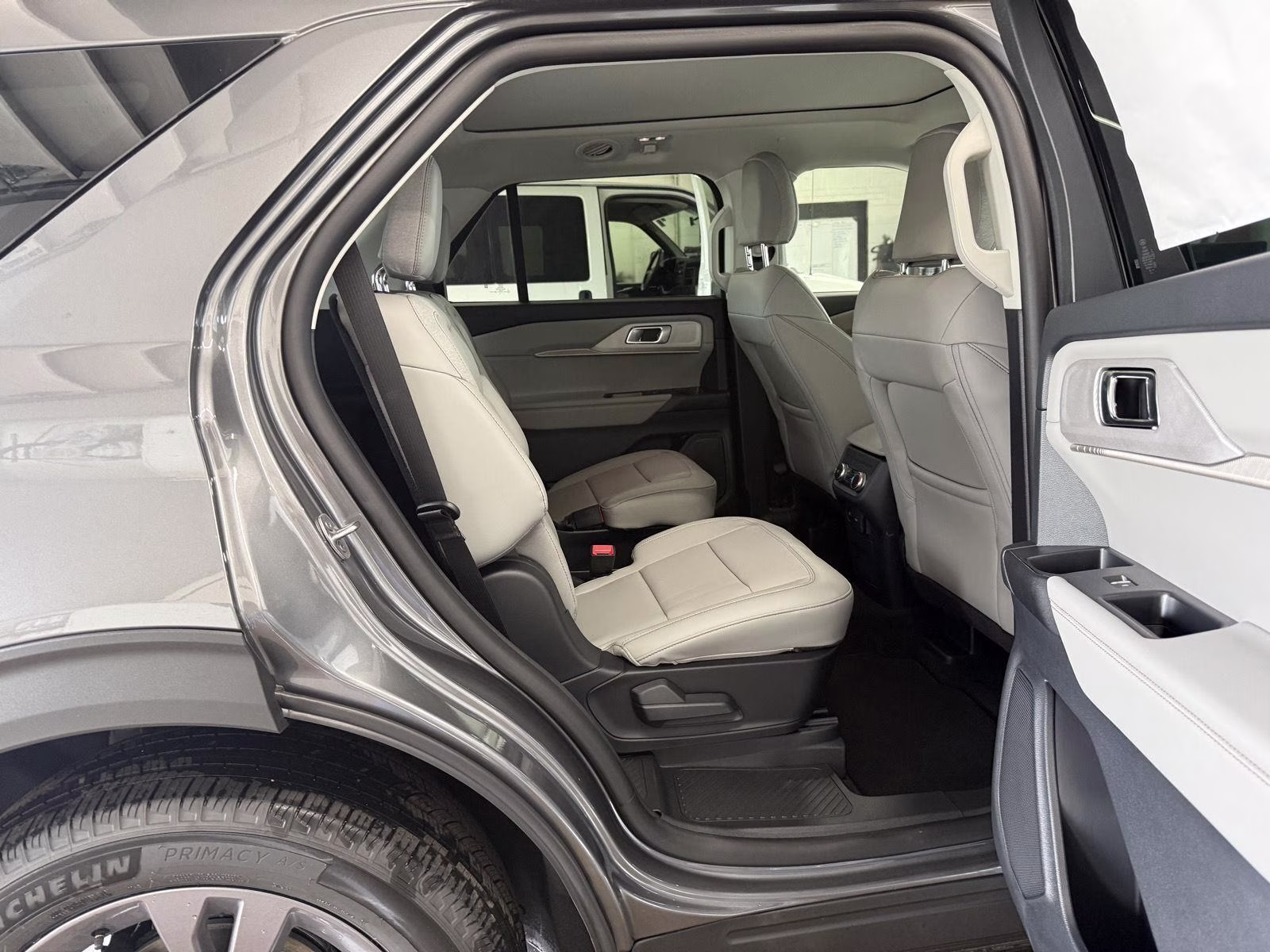 2026 Carbonized Gray Metallic Ford Explorer Active w/200A Pkg 4X4 SUV
