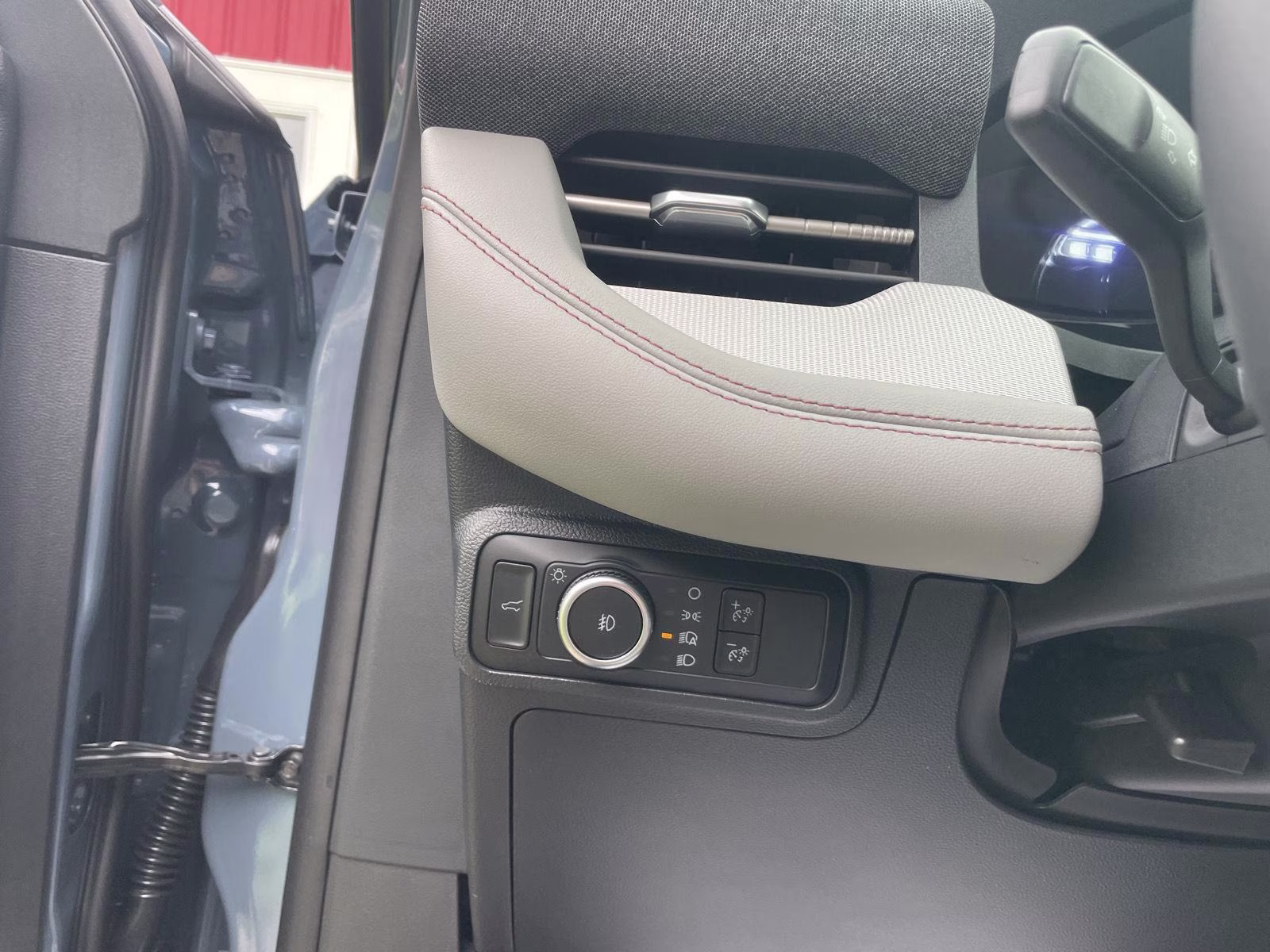 2026 Vapor Blue Ford Explorer Active w/200A Pkg 4X4 SUV