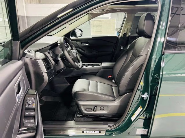 2026 Obsidian Green Nissan Rogue Dark Armor FWD SUV