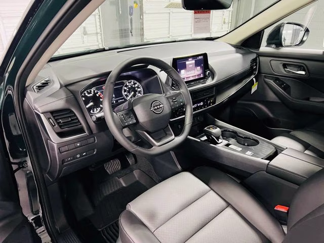 2026 Obsidian Green Nissan Rogue Dark Armor FWD SUV