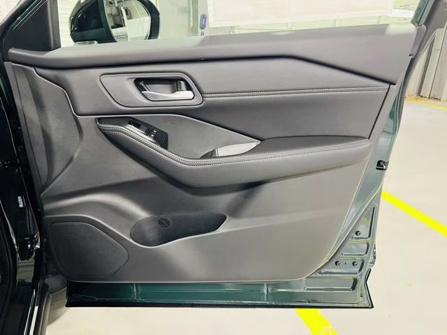 2026 Obsidian Green Nissan Rogue Dark Armor FWD SUV