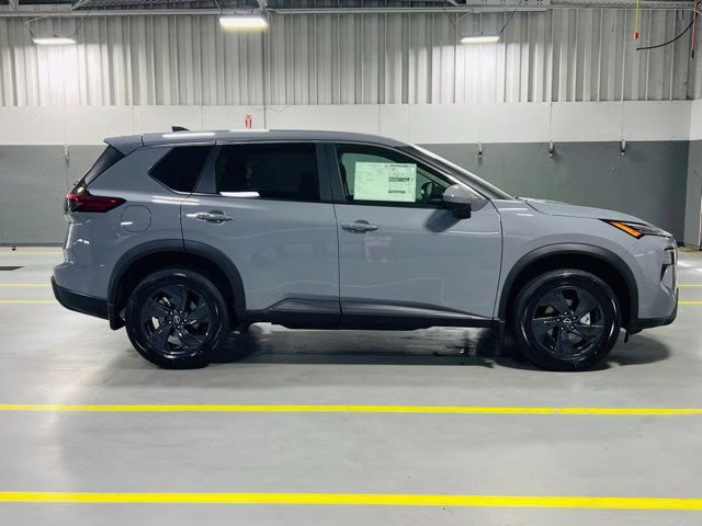 2026 Boulder Gray Pearl Nissan Rogue SV FWD SUV