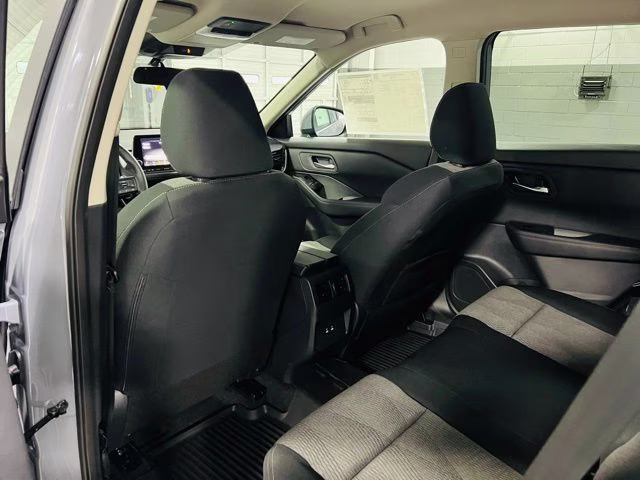 2026 Boulder Gray Pearl Nissan Rogue SV FWD SUV