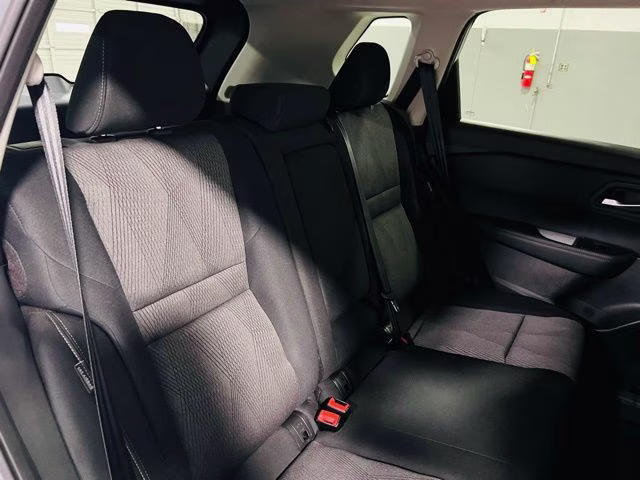 2026 Boulder Gray Pearl Nissan Rogue SV FWD SUV