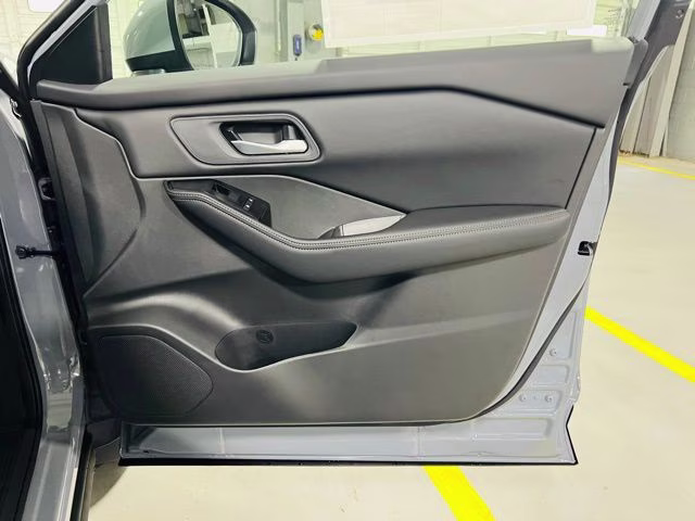 2026 Boulder Gray Pearl Nissan Rogue SV FWD SUV