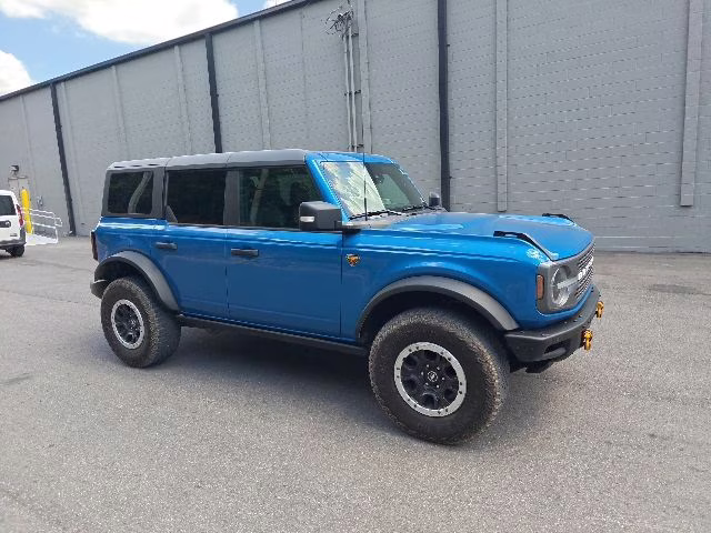 2023 Velocity Blue Metallic Ford Bronco Badlands 4X4 SUV