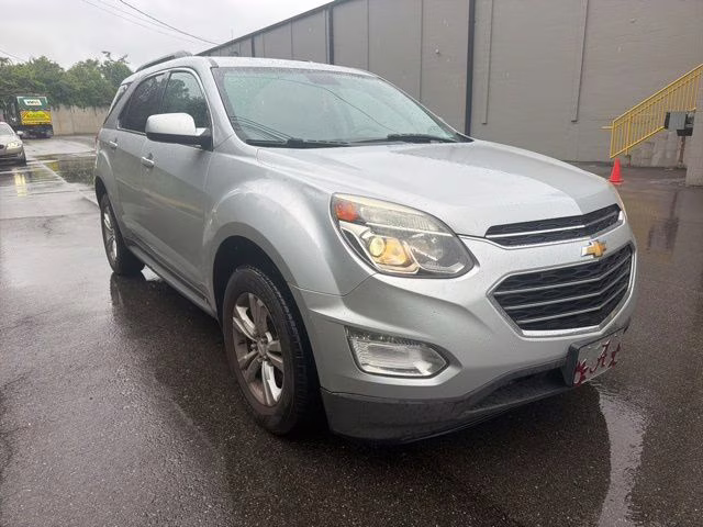 2016 Silver Ice Metallic Chevrolet Equinox LT FWD SUV