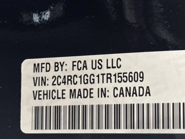 2026 Diamond Black Crystal Pearlcoat Chrysler Pacifica Limited FWD Van