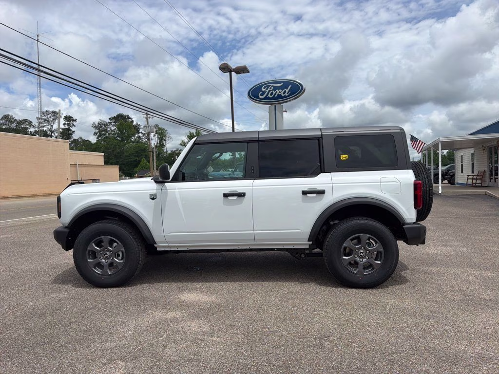 2026 Oxford White Ford Bronco Big Bend 4X4 SUV