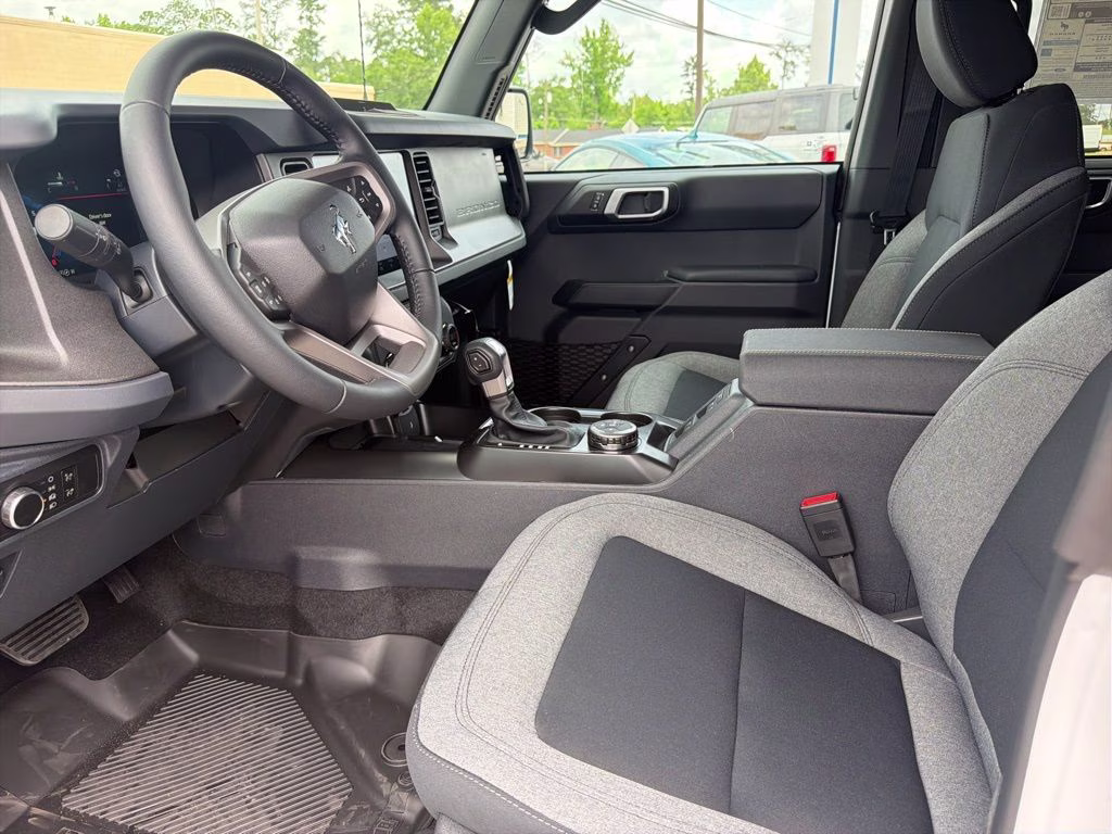 2026 Oxford White Ford Bronco Big Bend 4X4 SUV