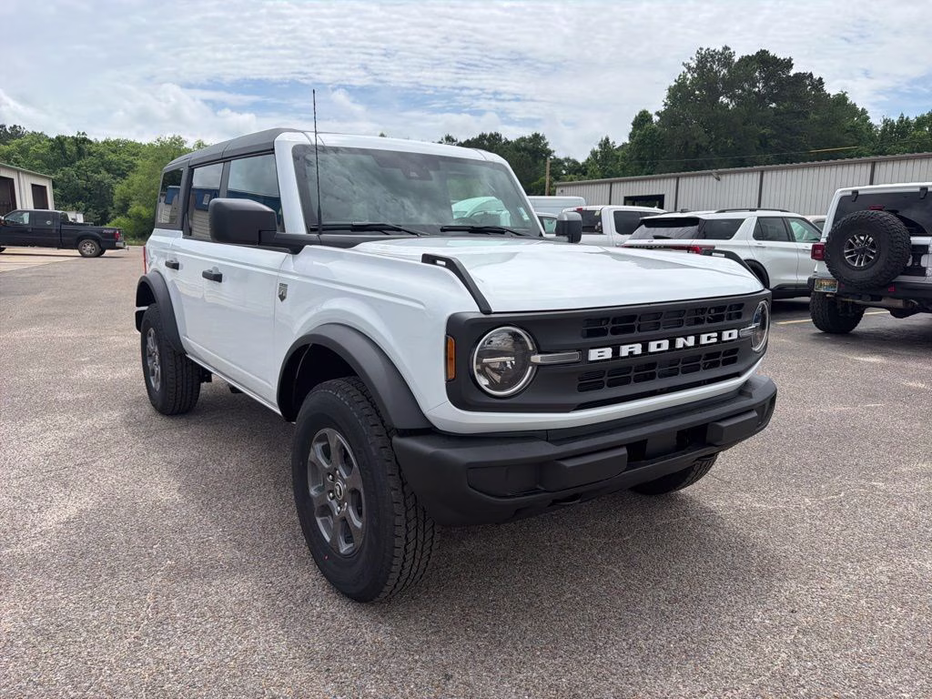 2026 Oxford White Ford Bronco Big Bend 4X4 SUV