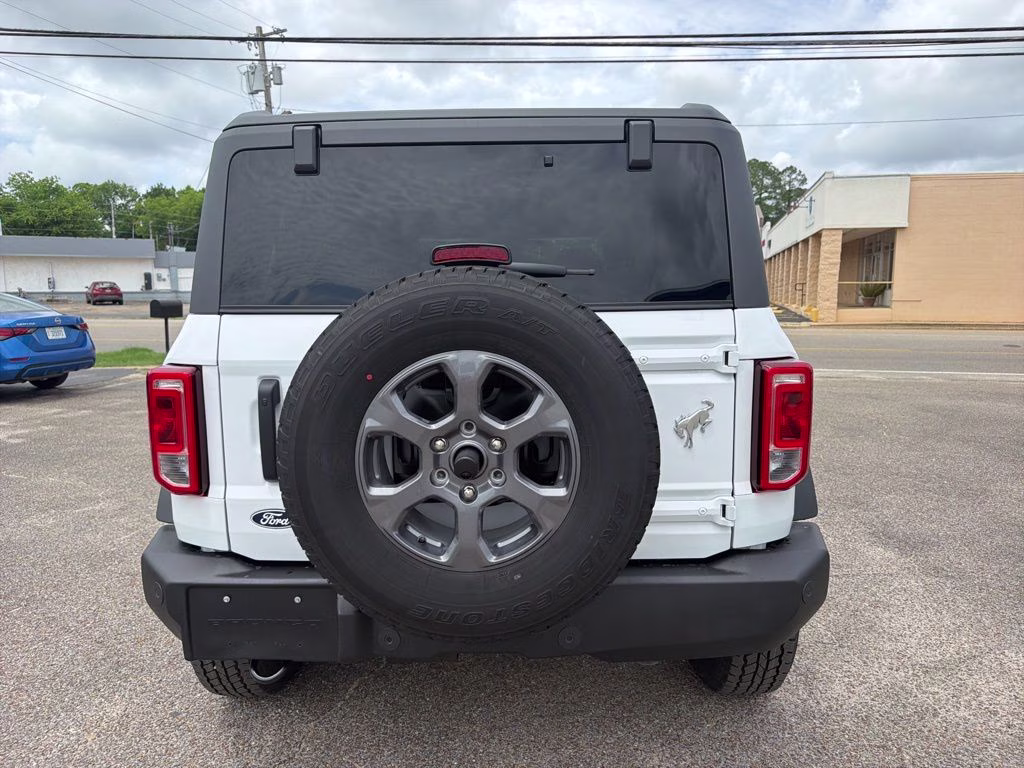 2026 Oxford White Ford Bronco Big Bend 4X4 SUV