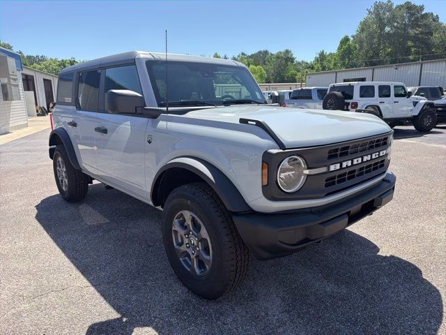 2026 Avalanche Gray Ford Bronco Big Bend 4X4 SUV