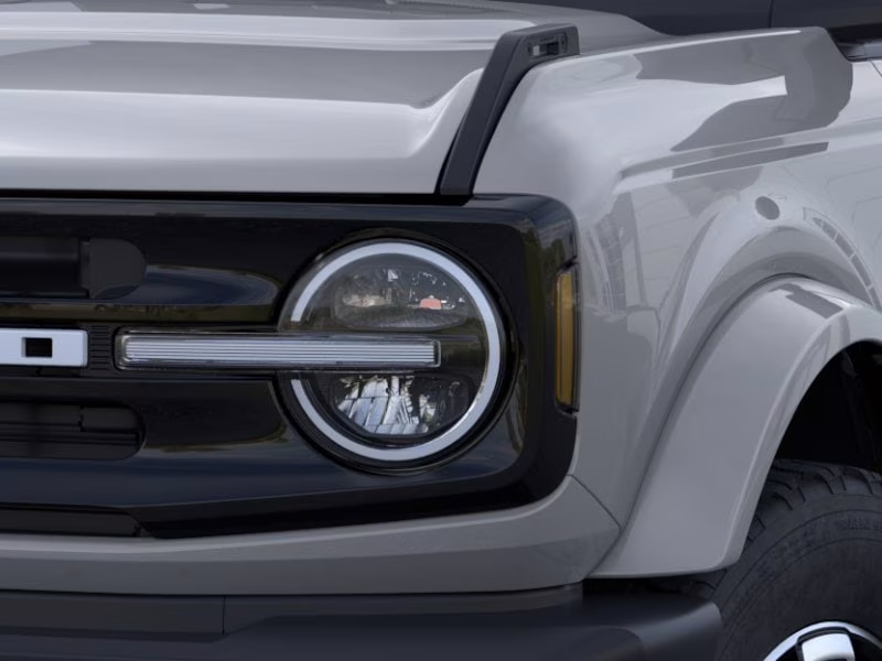2026 Avalanche Gray Ford Bronco Outer Banks 4X4 SUV