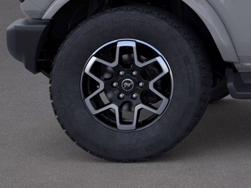 2026 Avalanche Gray Ford Bronco Outer Banks 4X4 SUV