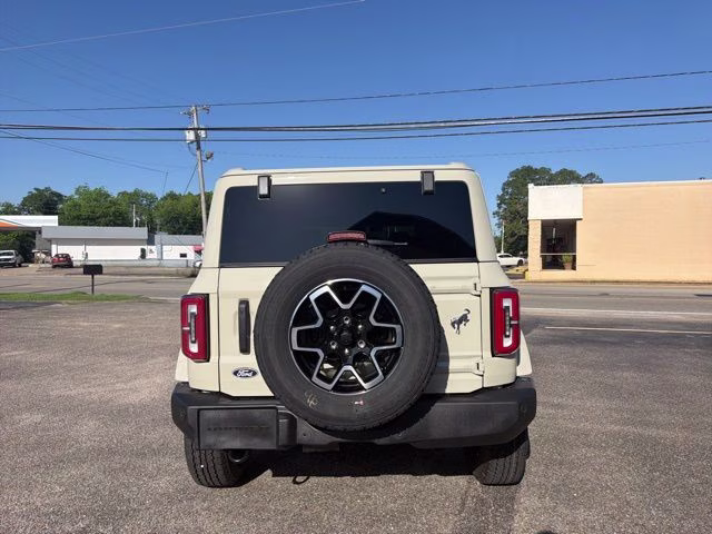 2026 Desert Sand Ford Bronco Outer Banks 4X4 SUV