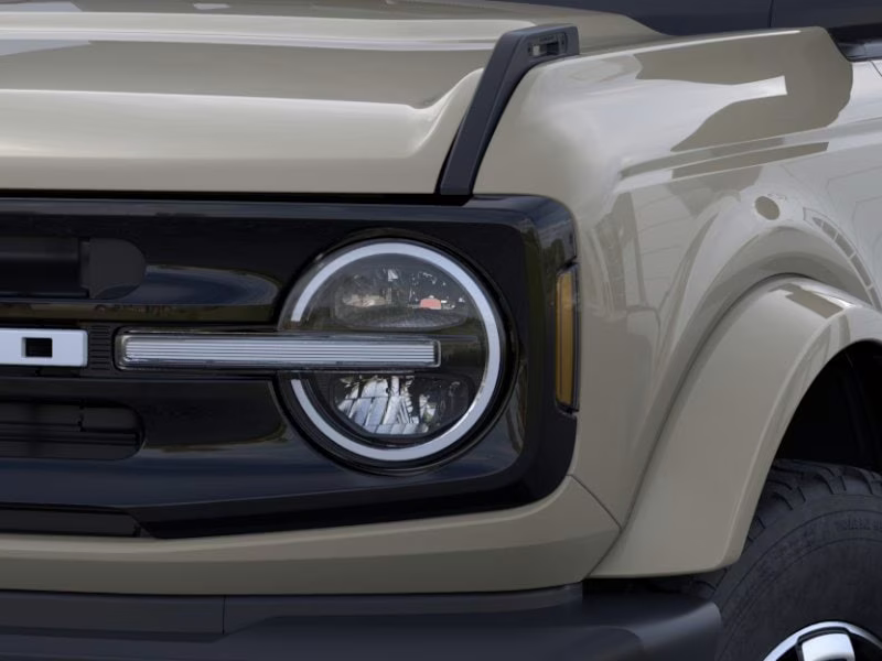 2026 Desert Sand Ford Bronco Outer Banks 4X4 SUV