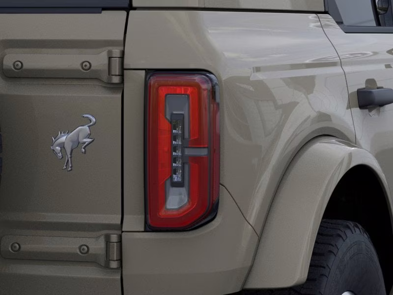 2026 Desert Sand Ford Bronco Outer Banks 4X4 SUV