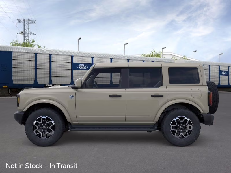 2026 Desert Sand Ford Bronco Outer Banks 4X4 SUV