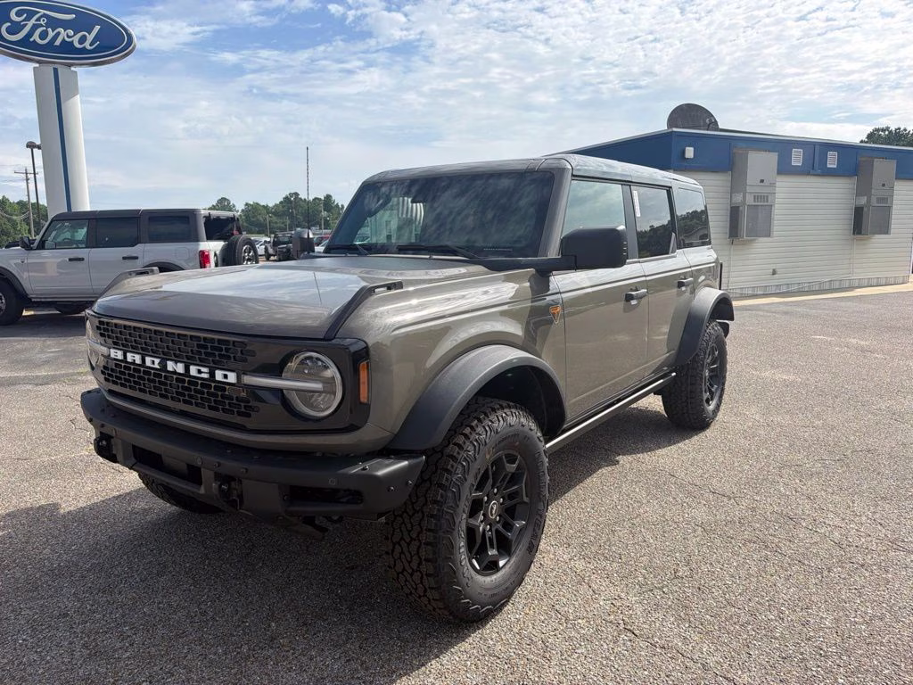 2026 Marsh Gray Ford Bronco Badlands 4X4 SUV