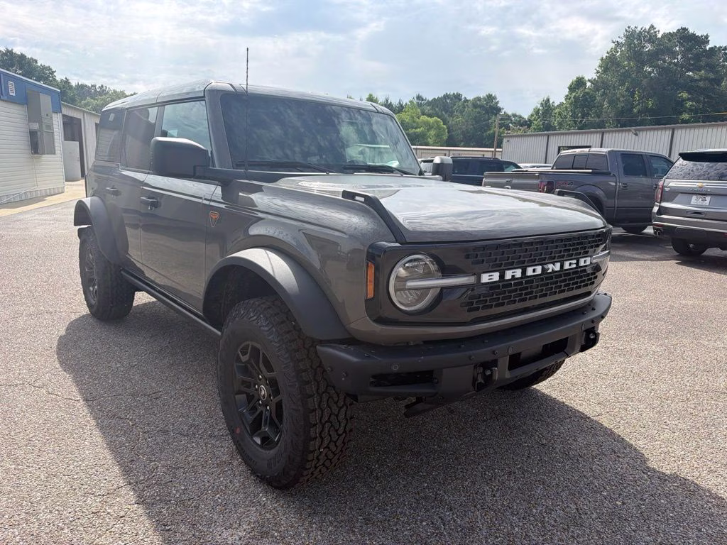 2026 Marsh Gray Ford Bronco Badlands 4X4 SUV