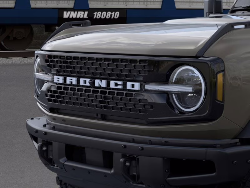 2026 Marsh Gray Ford Bronco Badlands 4X4 SUV