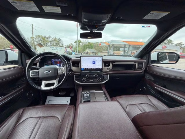 2023 White Ford Expedition Limited RWD SUV