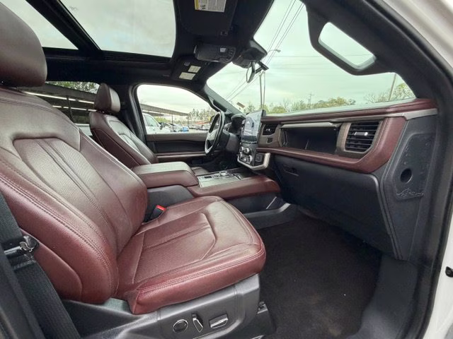 2023 White Ford Expedition Limited RWD SUV