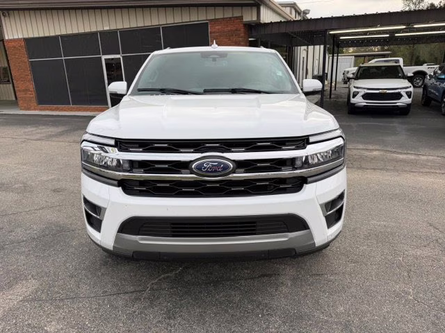 2023 White Ford Expedition Limited RWD SUV