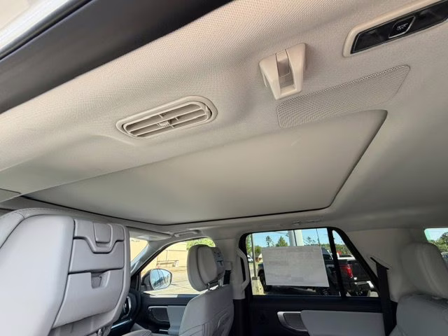 2026 Star White Tri-Coat Ford Expedition Platinum 4X4 SUV