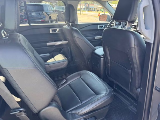2023 Gray Ford Explorer XLT 4X4 SUV
