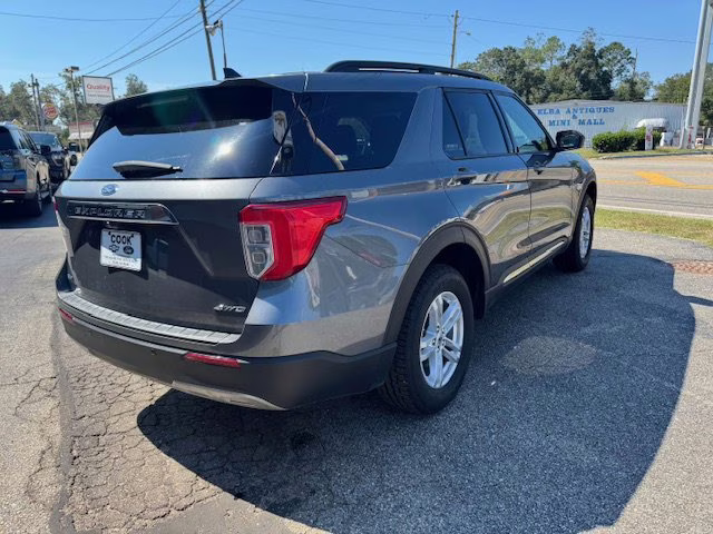 2023 Gray Ford Explorer XLT 4X4 SUV