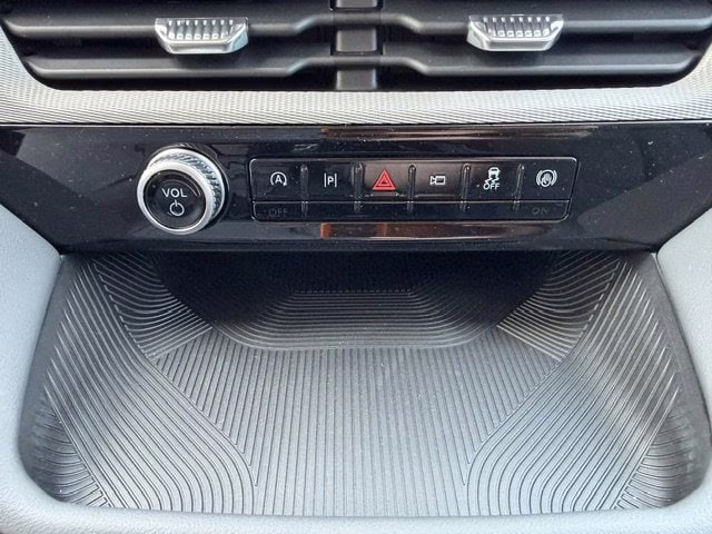 2026 Star White Tri-Coat Ford Explorer Active RWD SUV