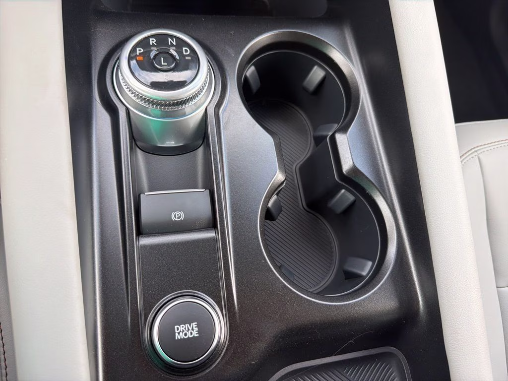 2026 Agate Black Metallic Ford Explorer Active RWD SUV