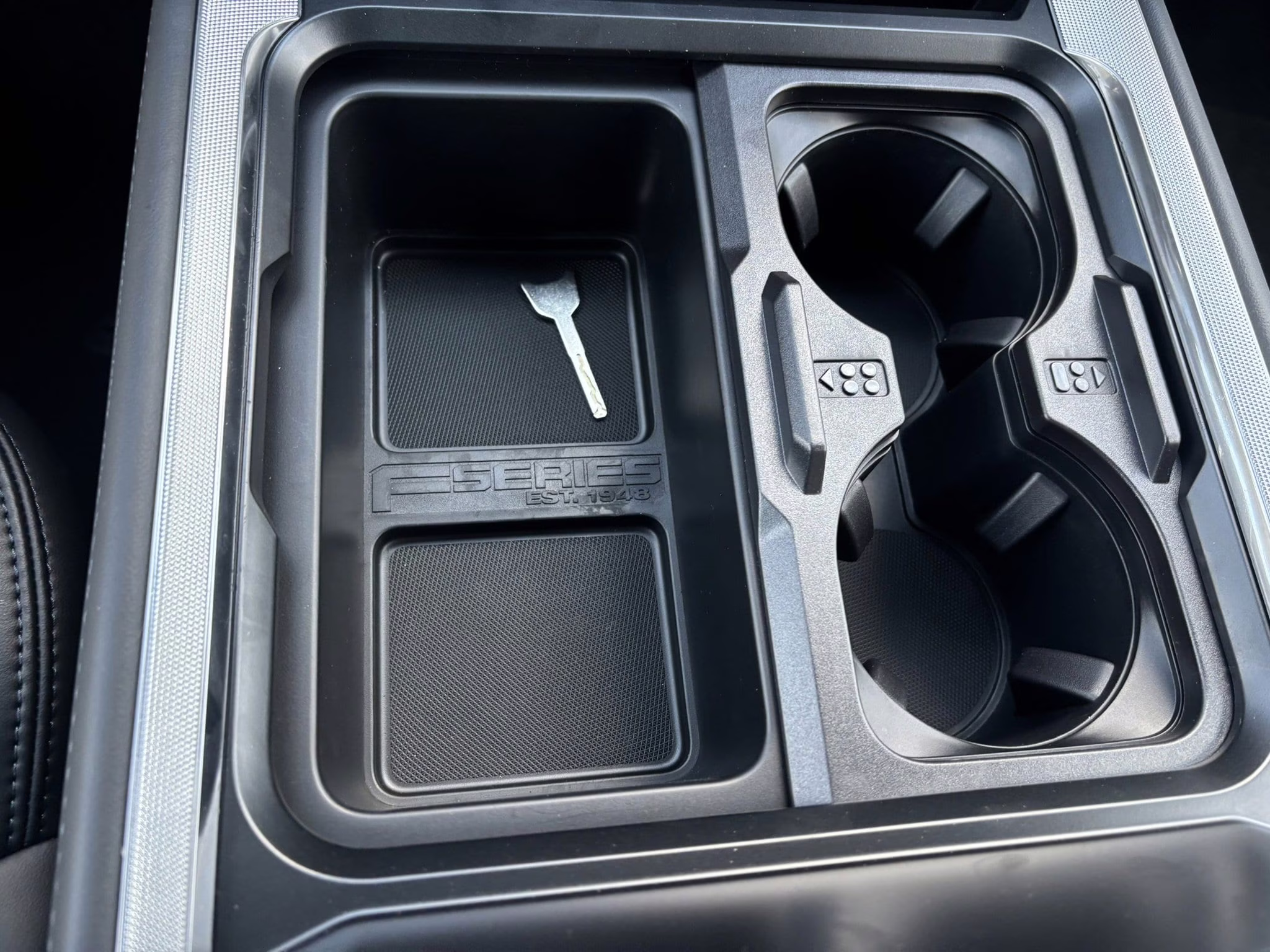 2025 Oxford White Ford Super Duty F-250 SRW Platinum 4X4 Truck