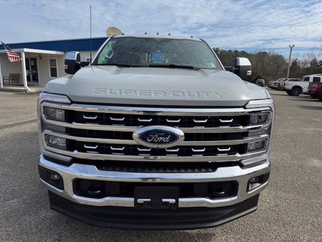 2026 Avalanche Ford Super Duty F-250 SRW Lariat 4X4 Truck