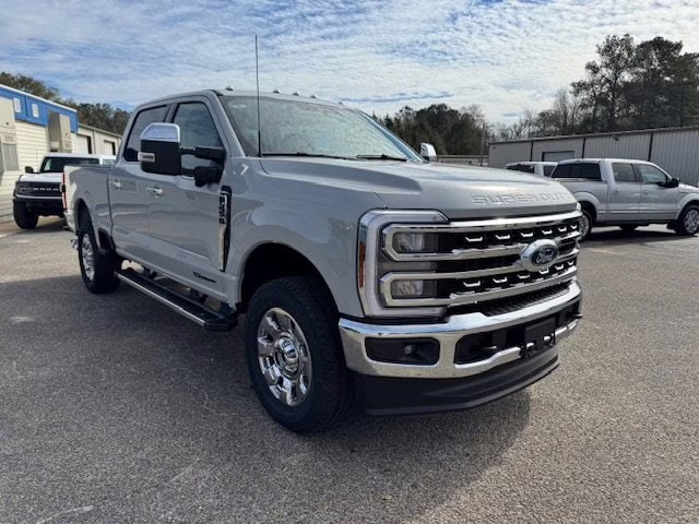 2026 Avalanche Ford Super Duty F-250 SRW Lariat 4X4 Truck