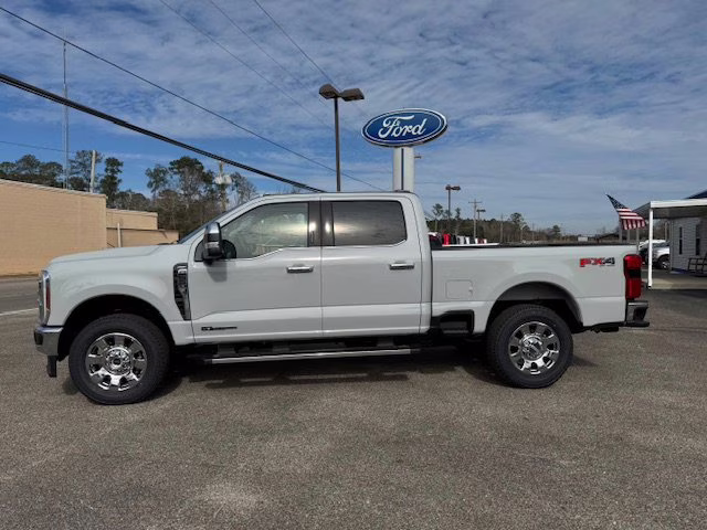 2026 Avalanche Ford Super Duty F-250 SRW Lariat 4X4 Truck