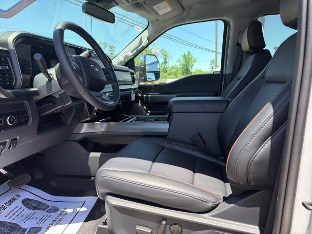 2026 Avalanche Ford Super Duty F-250 SRW Lariat 4X4 Truck