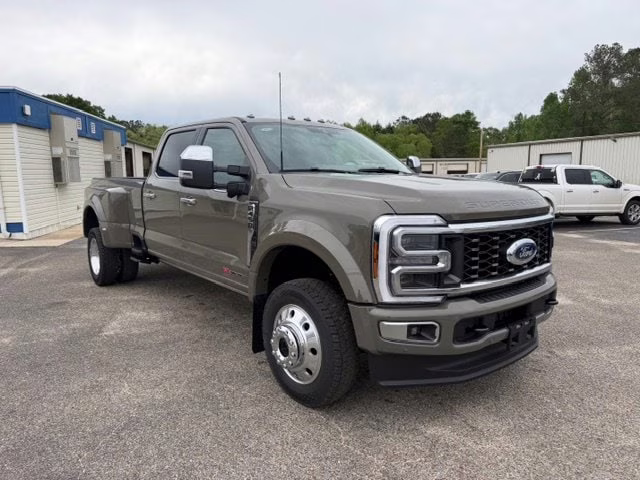 2026 Gray Ford Super Duty F-450 DRW 4X4 Truck
