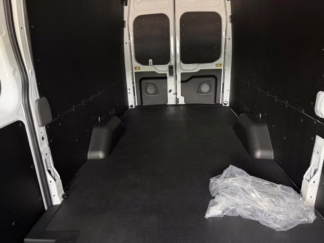 2026 Oxford White Ford Transit-350 Cargo Base RWD Van